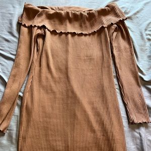Fashion nova off the shoulders brown dress.